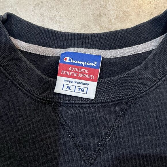 Champion Authentic Athletic Apparel Vintage Black Sweatshirt Unisex Size: XL - Picture 4 of 5